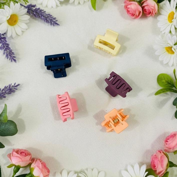 5-Piece Premium Medium Size Matte Hair Claw Clip Set – 100% Quality Hair Accessories